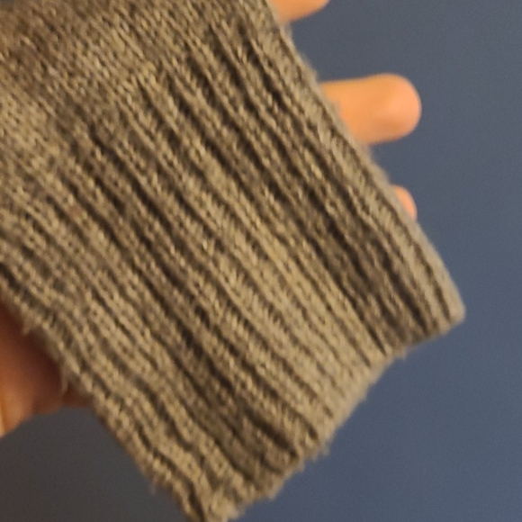 Abercrombie & Fitch Cardigan - Picture 3 of 4